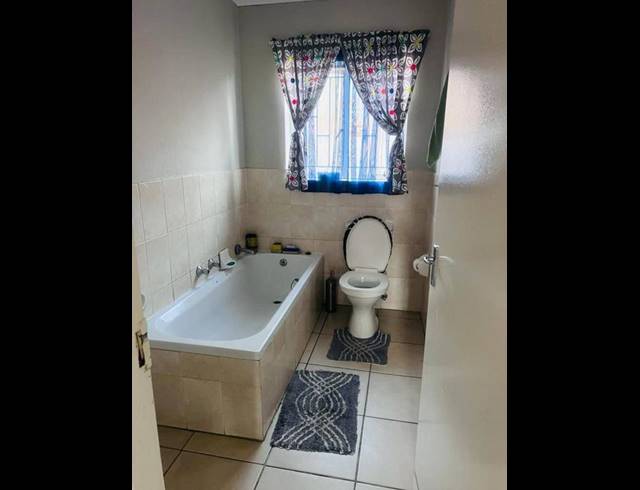 2 BEDROOM APARTMENT FOR SALE IN KOSMOSDAL
